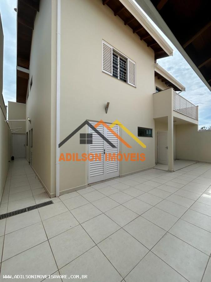 Casa à venda com 3 quartos, 275m² - Foto 21