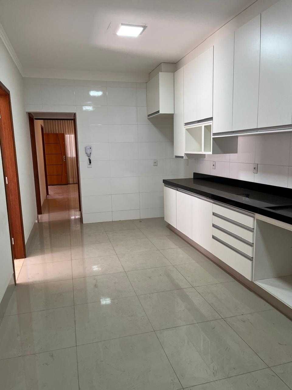 Casa à venda com 3 quartos, 126m² - Foto 3