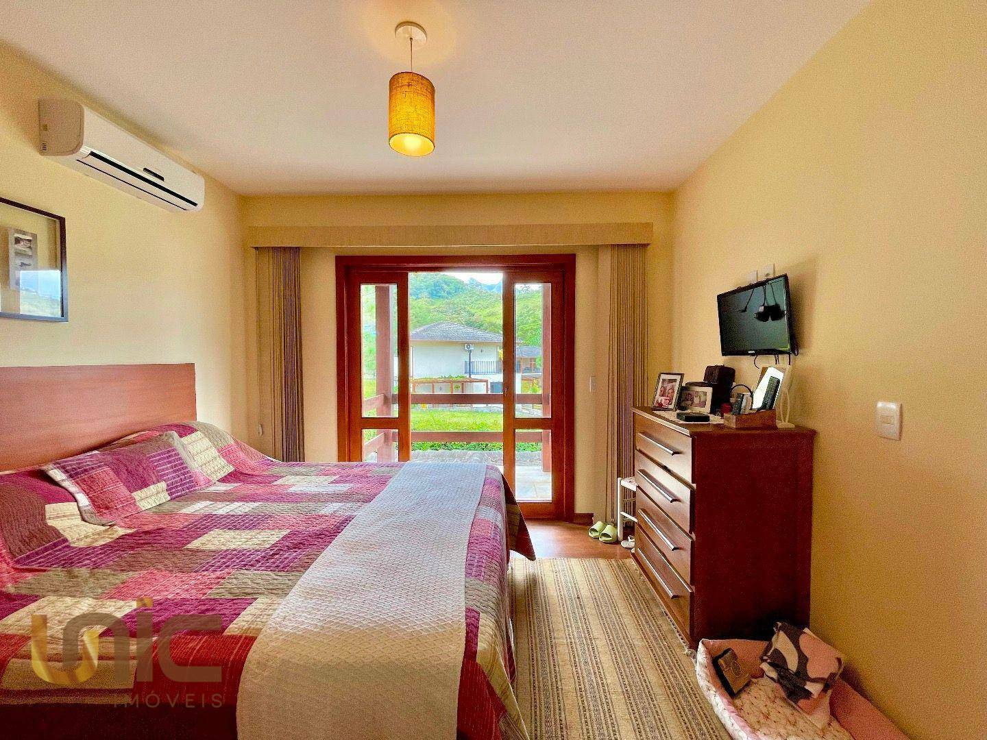 Casa de Condomínio à venda com 3 quartos, 220m² - Foto 21