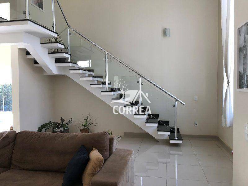 Casa à venda com 4 quartos, 307m² - Foto 7