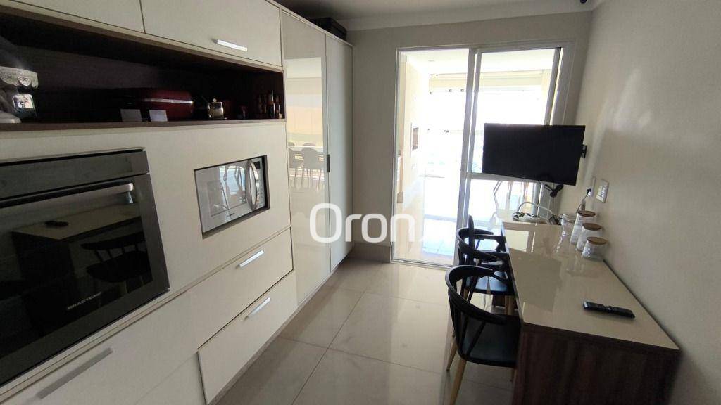 Apartamento à venda com 3 quartos, 233m² - Foto 5