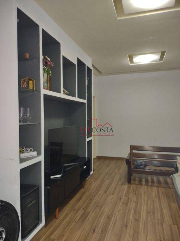 Apartamento à venda com 3 quartos, 110m² - Foto 2