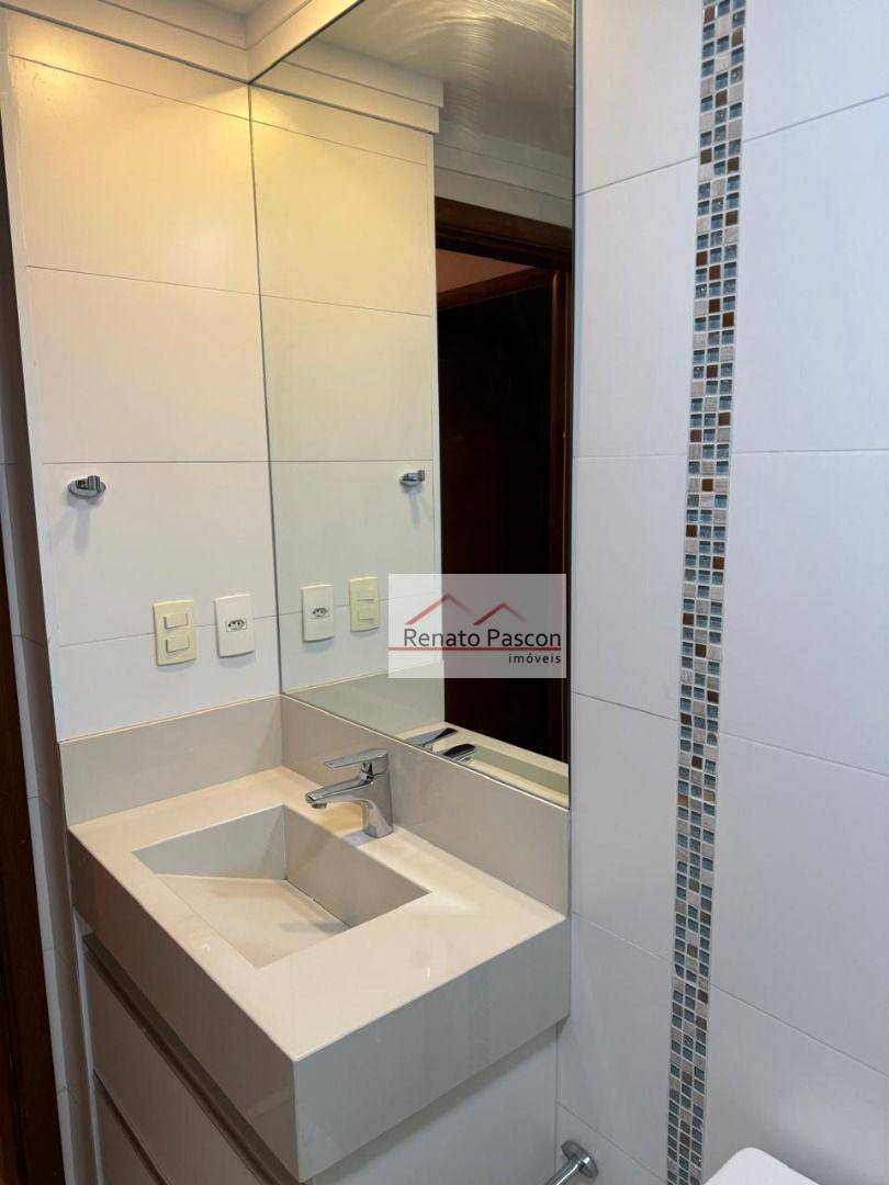 Apartamento à venda com 3 quartos, 156m² - Foto 7