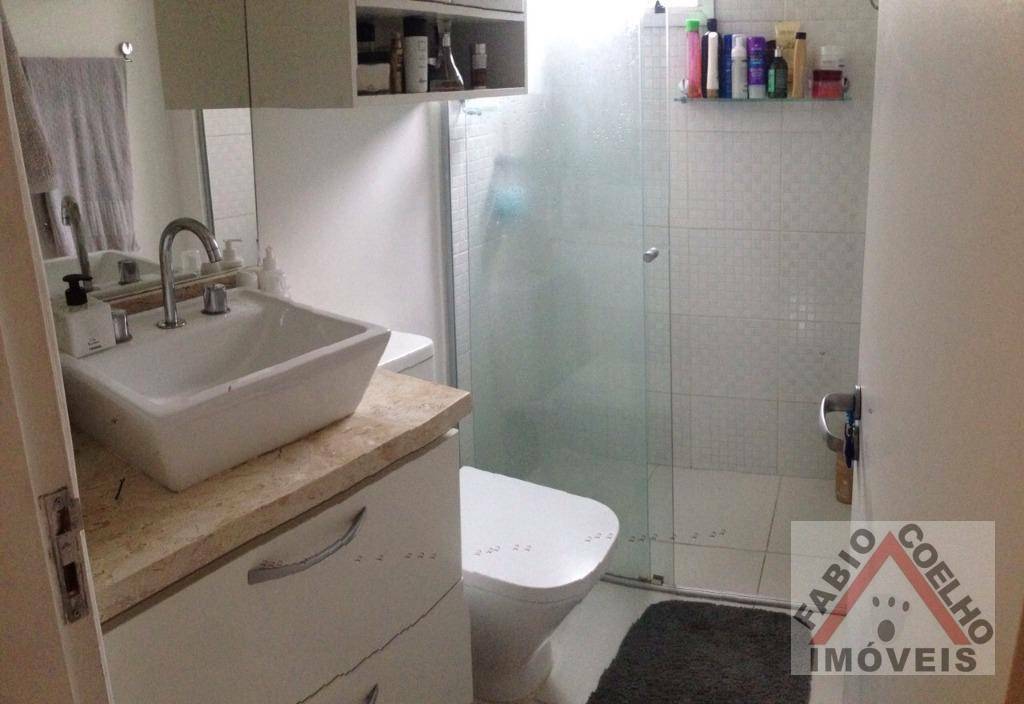 Apartamento à venda com 2 quartos, 68m² - Foto 5