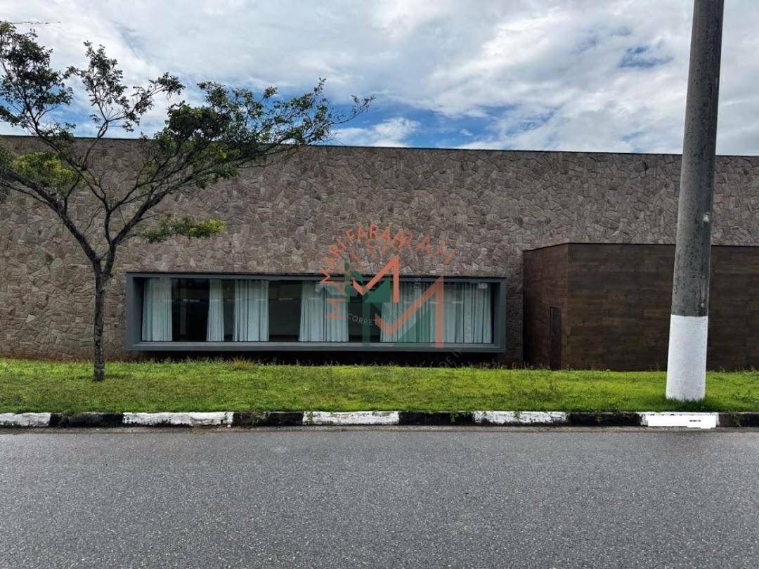 Casa de Condomínio à venda com 4 quartos, 550m² - Foto 3