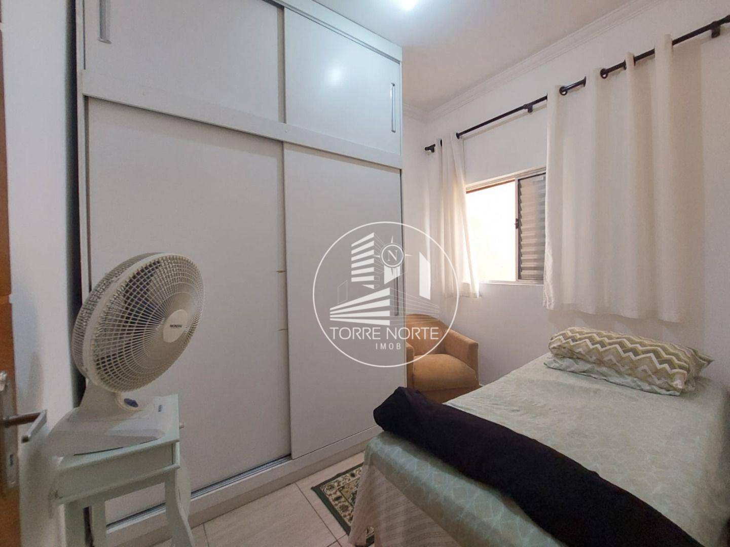 Casa à venda com 4 quartos, 170m² - Foto 55