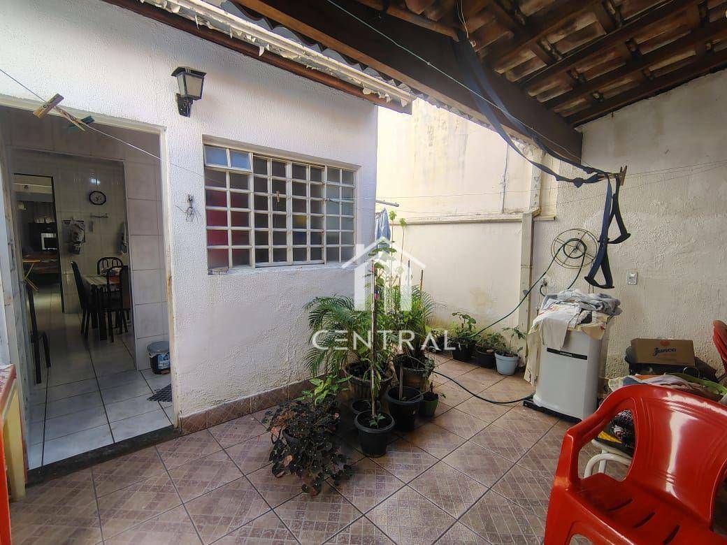 Sobrado, 3 quartos, 100 m² - Foto 2