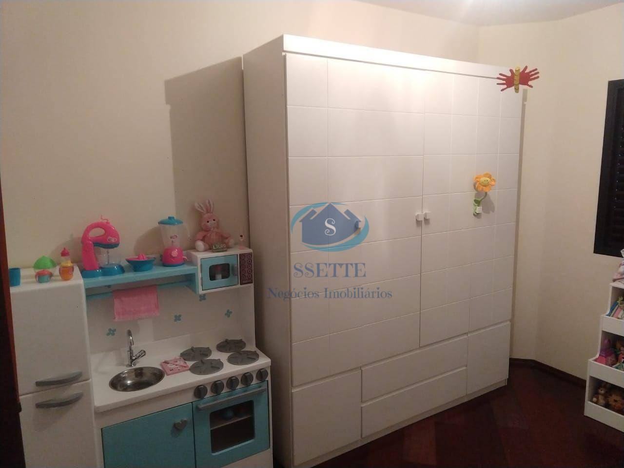 Apartamento à venda com 3 quartos, 112m² - Foto 11