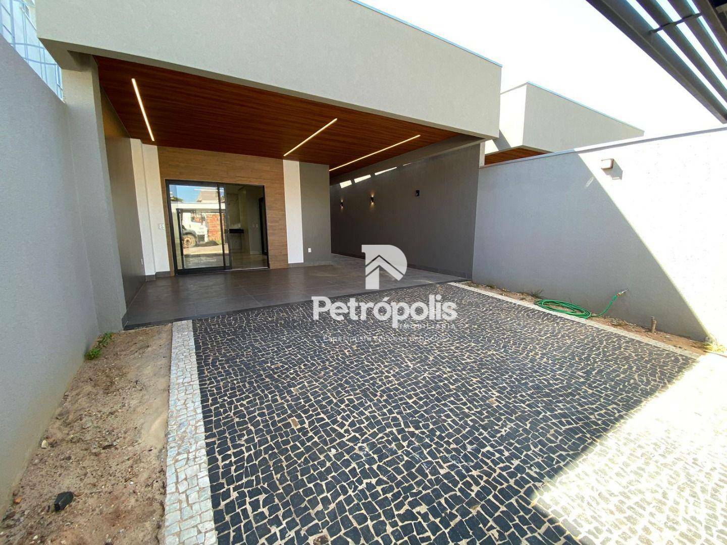 Casa, 3 quartos, 110 m² - Foto 2