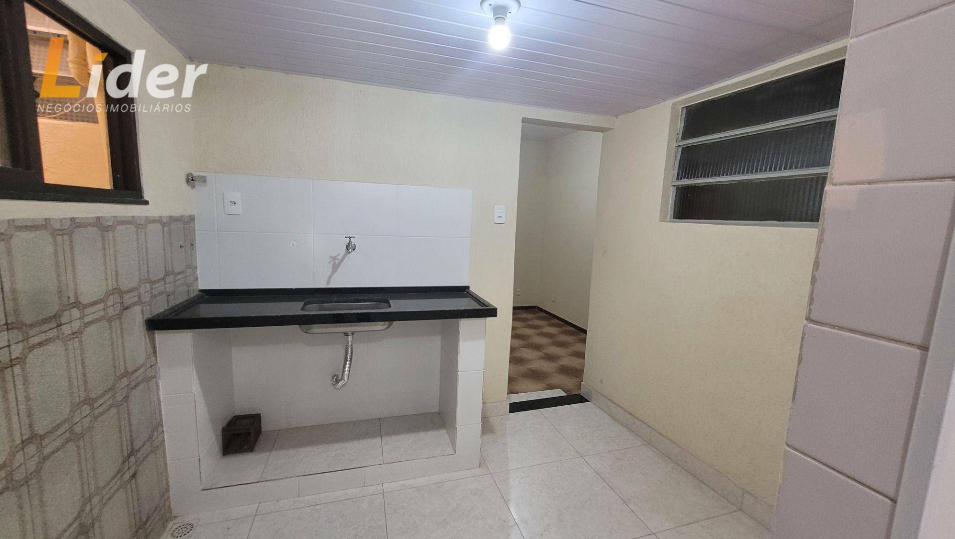 Casa à venda com 2 quartos, 105m² - Foto 11