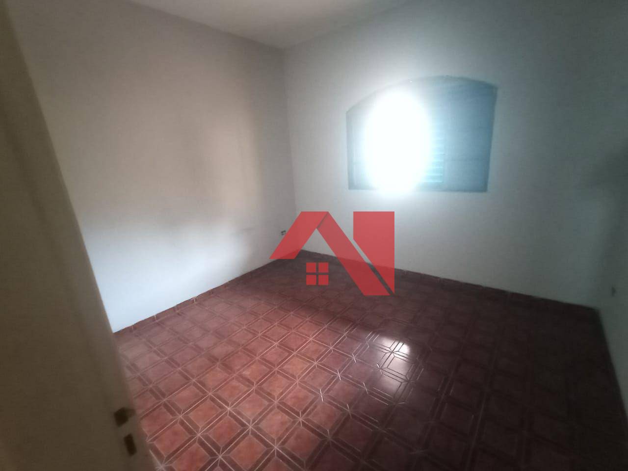 Casa para alugar com 2 quartos, 120m² - Foto 16