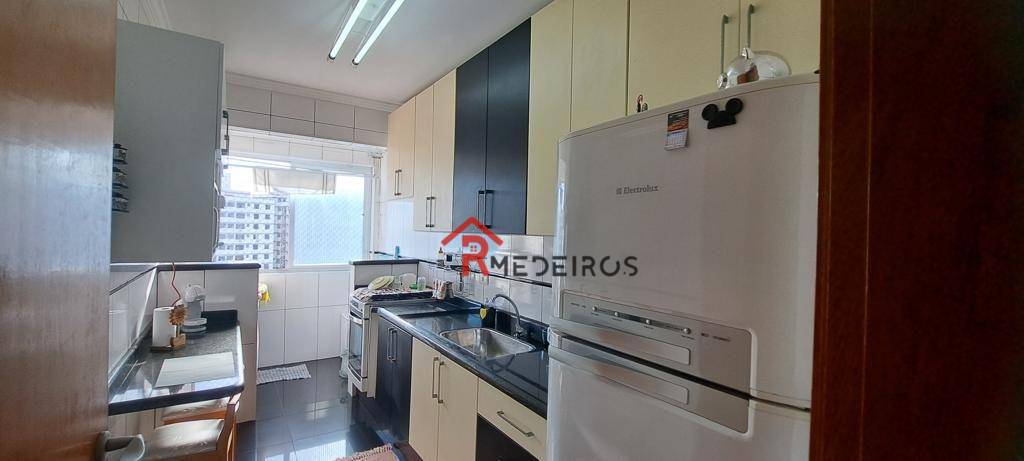 Apartamento à venda com 2 quartos, 77m² - Foto 19