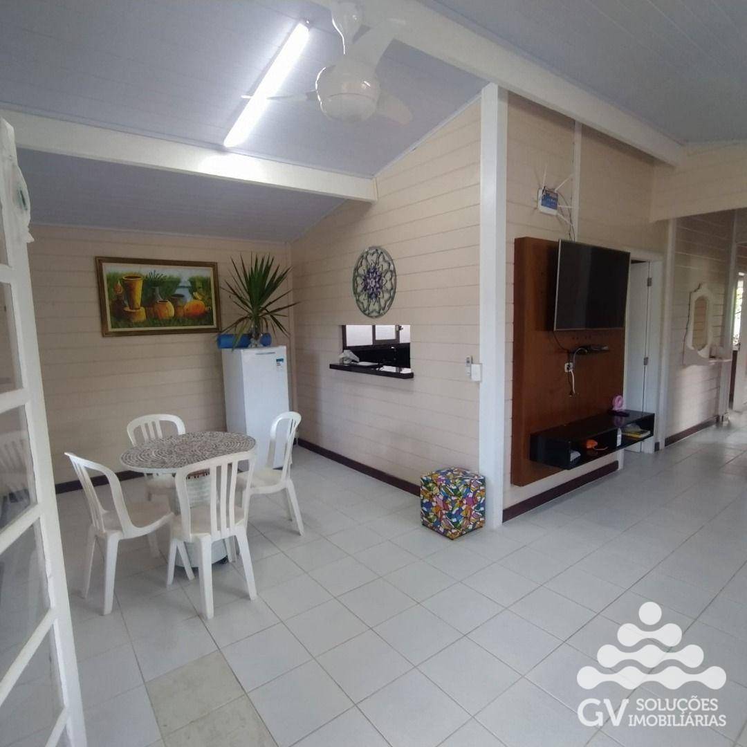 Casa de Condomínio à venda com 5 quartos, 197m² - Foto 5