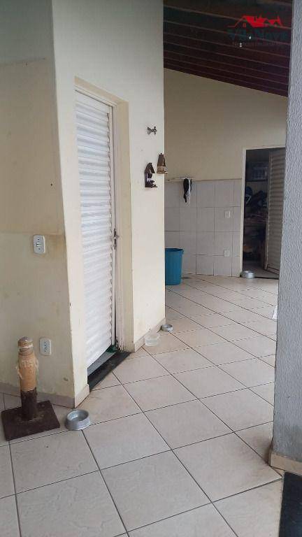 Casa à venda com 3 quartos, 240m² - Foto 19