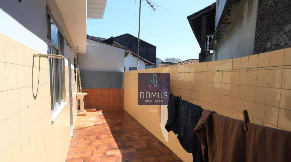 Casa à venda com 4 quartos, 240m² - Foto 17