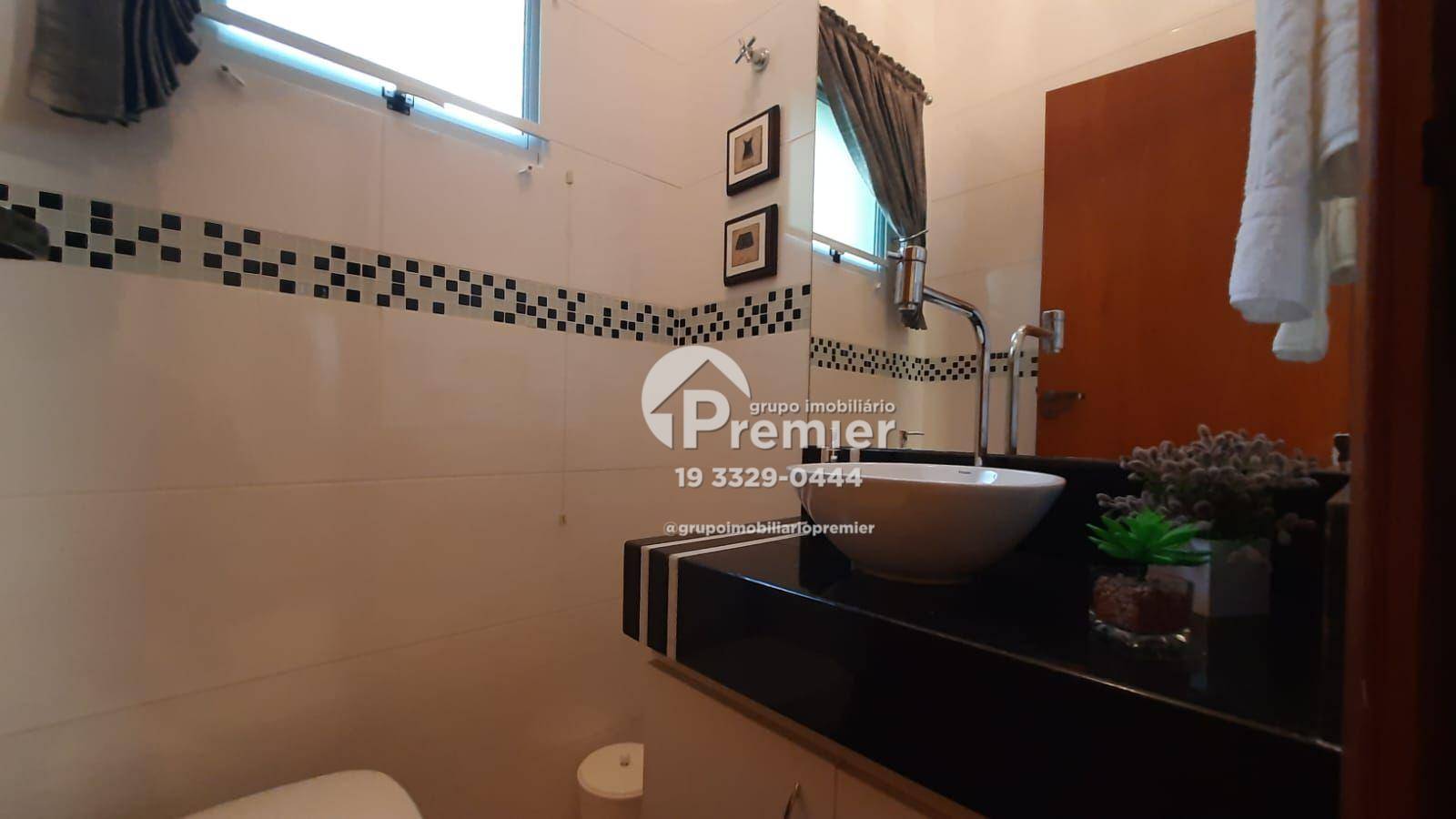 Casa à venda com 3 quartos, 178m² - Foto 4