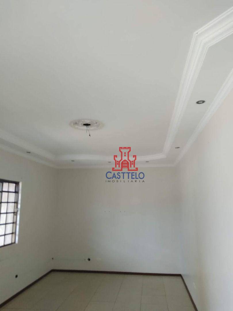 Casa à venda com 3 quartos, 250M2 - Foto 10