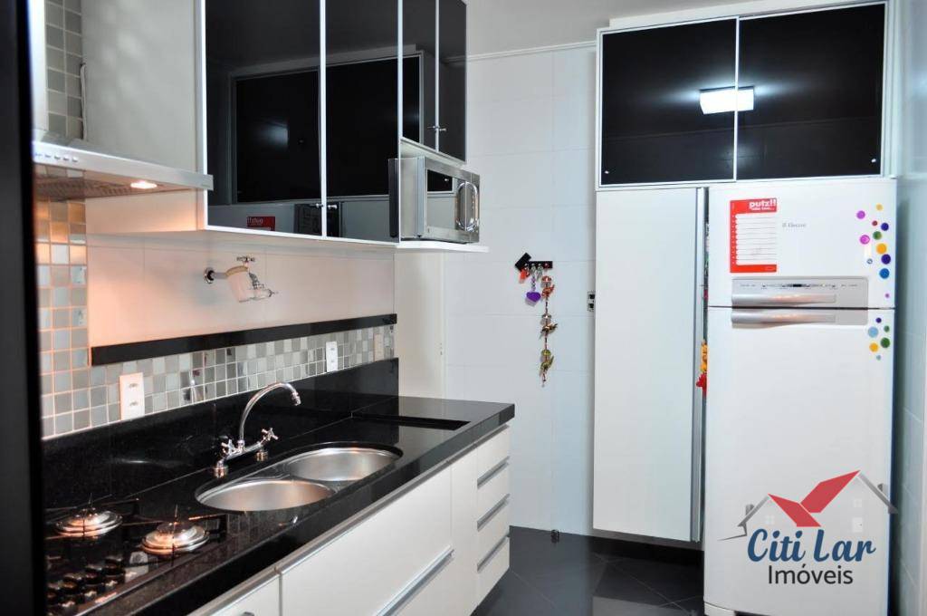 Apartamento para alugar com 3 quartos, 96m² - Foto 3