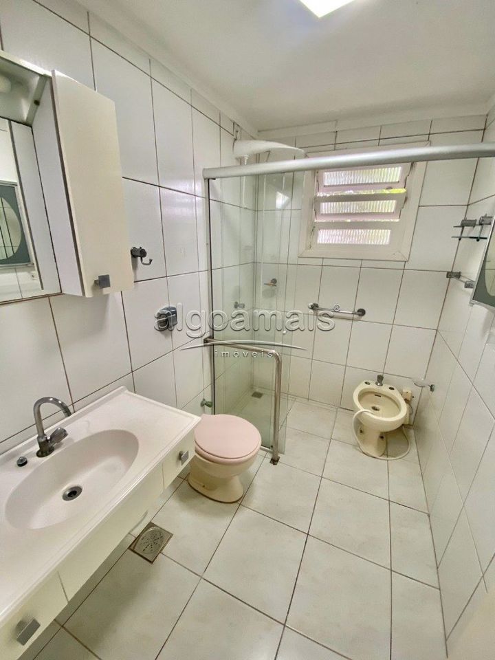 Casa à venda com 4 quartos, 200m² - Foto 16