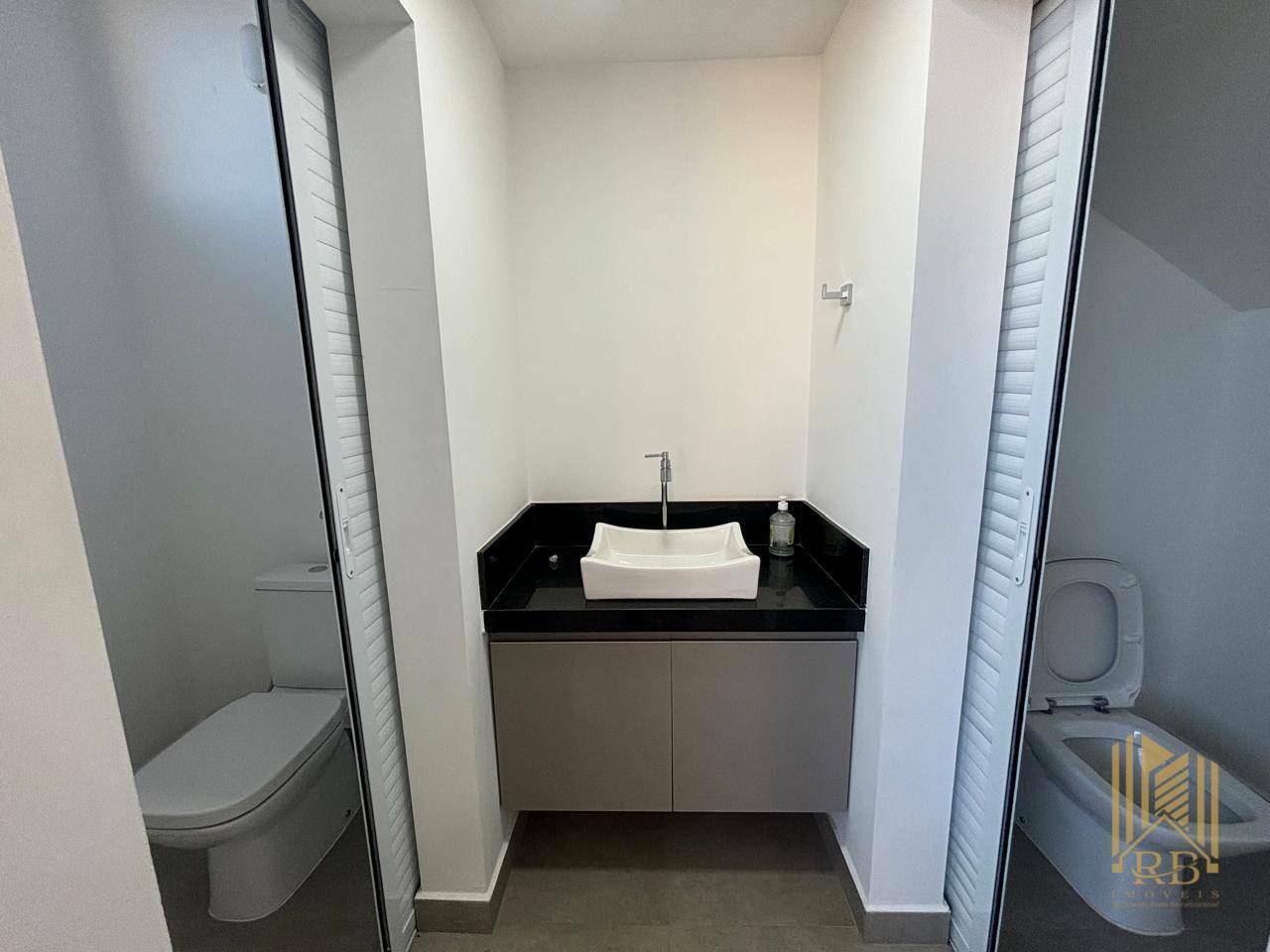 Casa à venda com 3 quartos, 320m² - Foto 25
