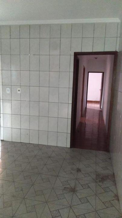 Casa à venda com 5 quartos, 200m² - Foto 5