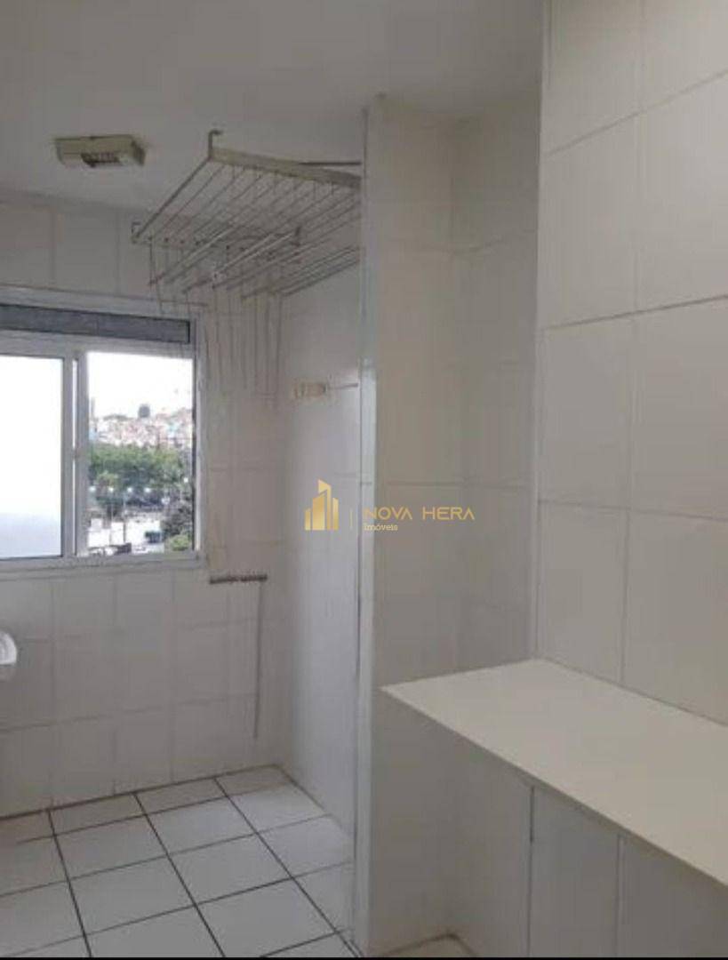 Apartamento à venda com 2 quartos, 61m² - Foto 2