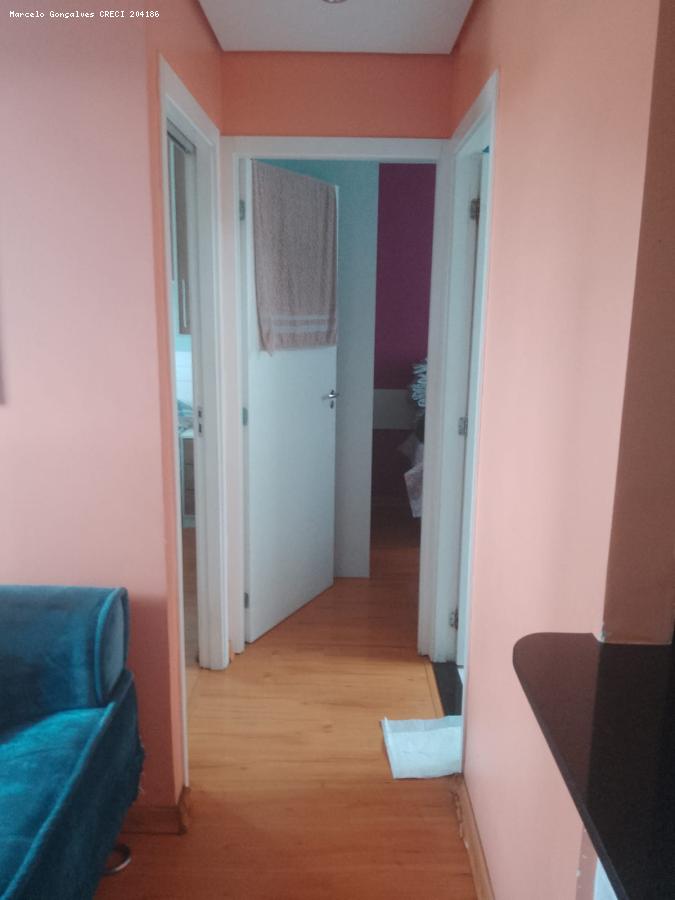 Apartamento à venda com 2 quartos, 40m² - Foto 17