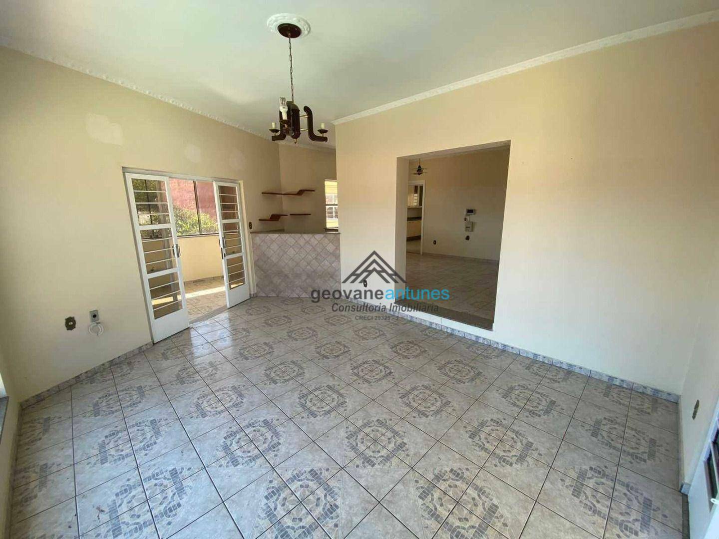 Casa à venda com 3 quartos, 380m² - Foto 17