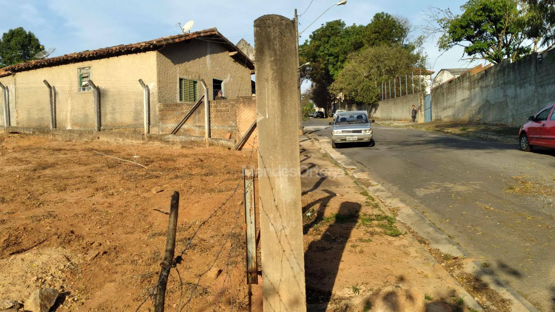 Terreno à venda, 1851M2 - Foto 15