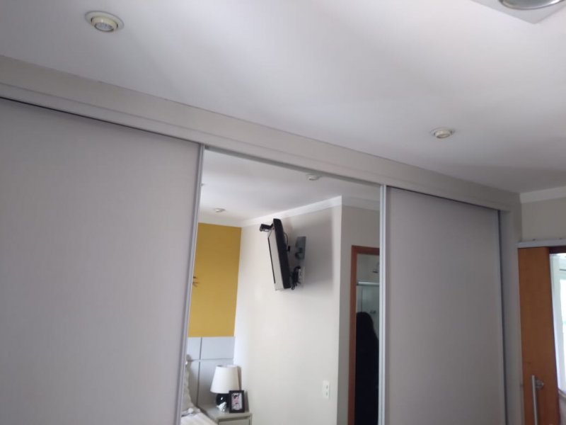 Apartamento à venda com 3 quartos, 74m² - Foto 18