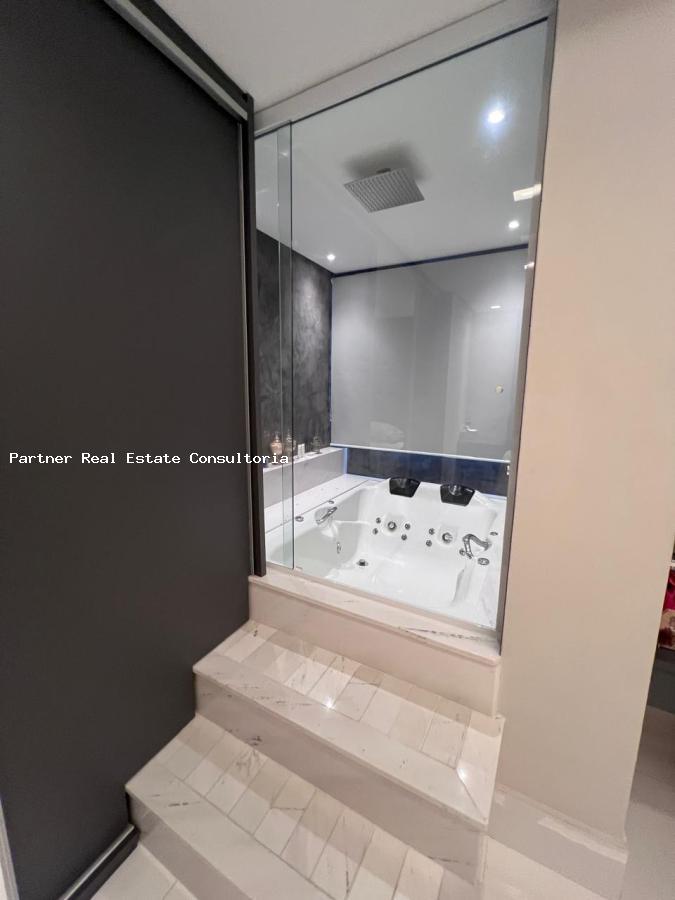 Cobertura à venda com 3 quartos, 243m² - Foto 15