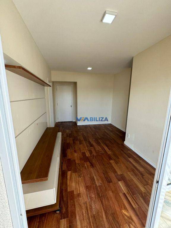 Apartamento à venda com 2 quartos, 62m² - Foto 19