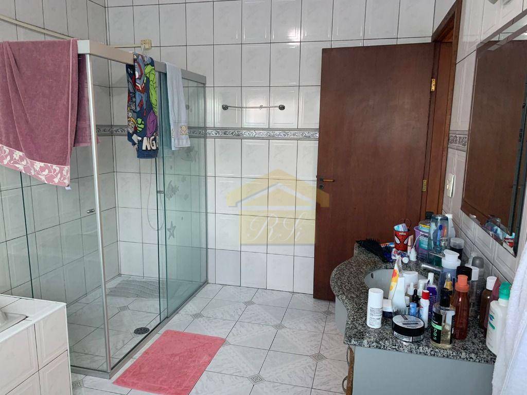 Sobrado à venda com 4 quartos, 237m² - Foto 33