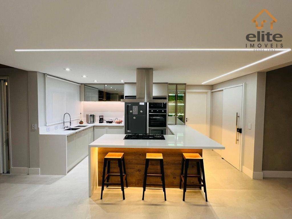 Casa de Condomínio à venda com 4 quartos, 463m² - Foto 13