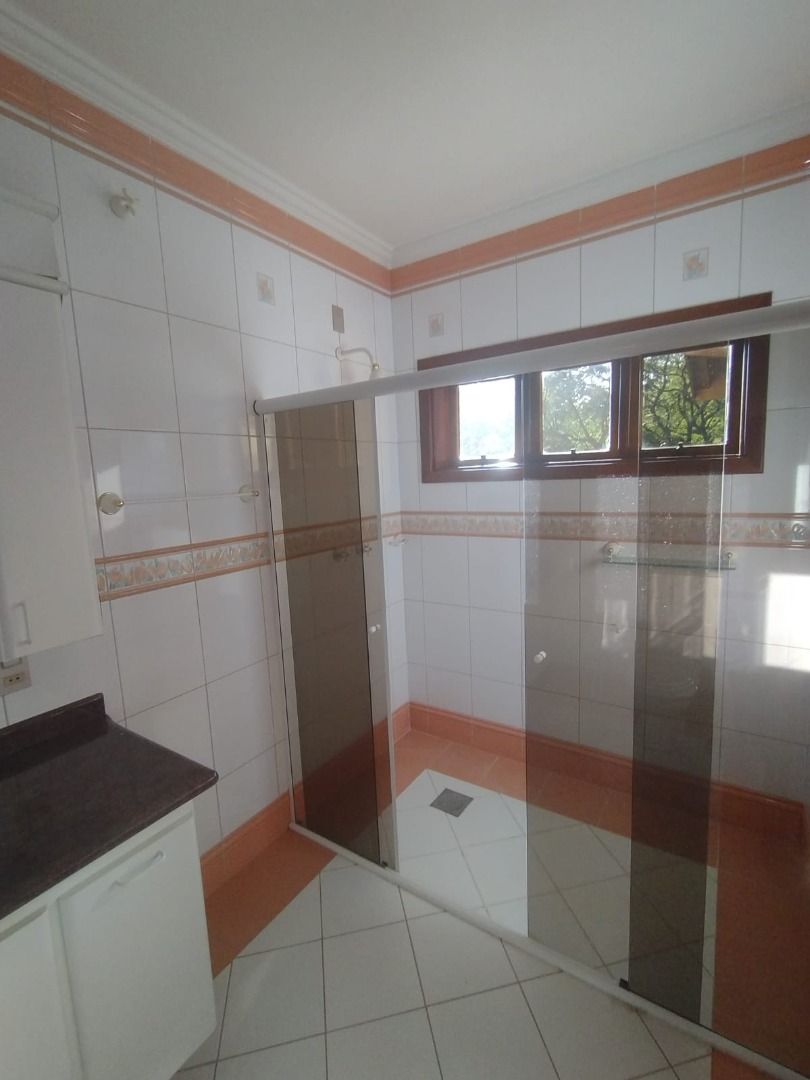 Casa de Condomínio à venda e aluguel com 4 quartos, 255m² - Foto 18