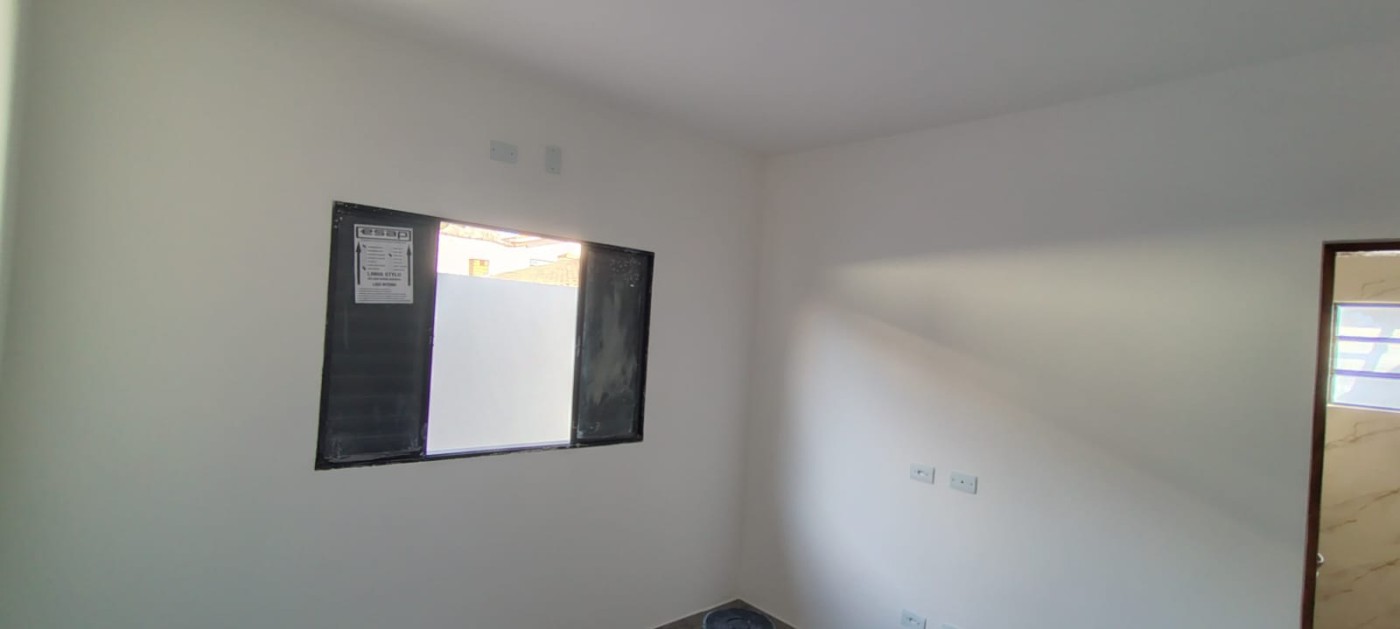 Casa à venda com 2 quartos, 125m² - Foto 4