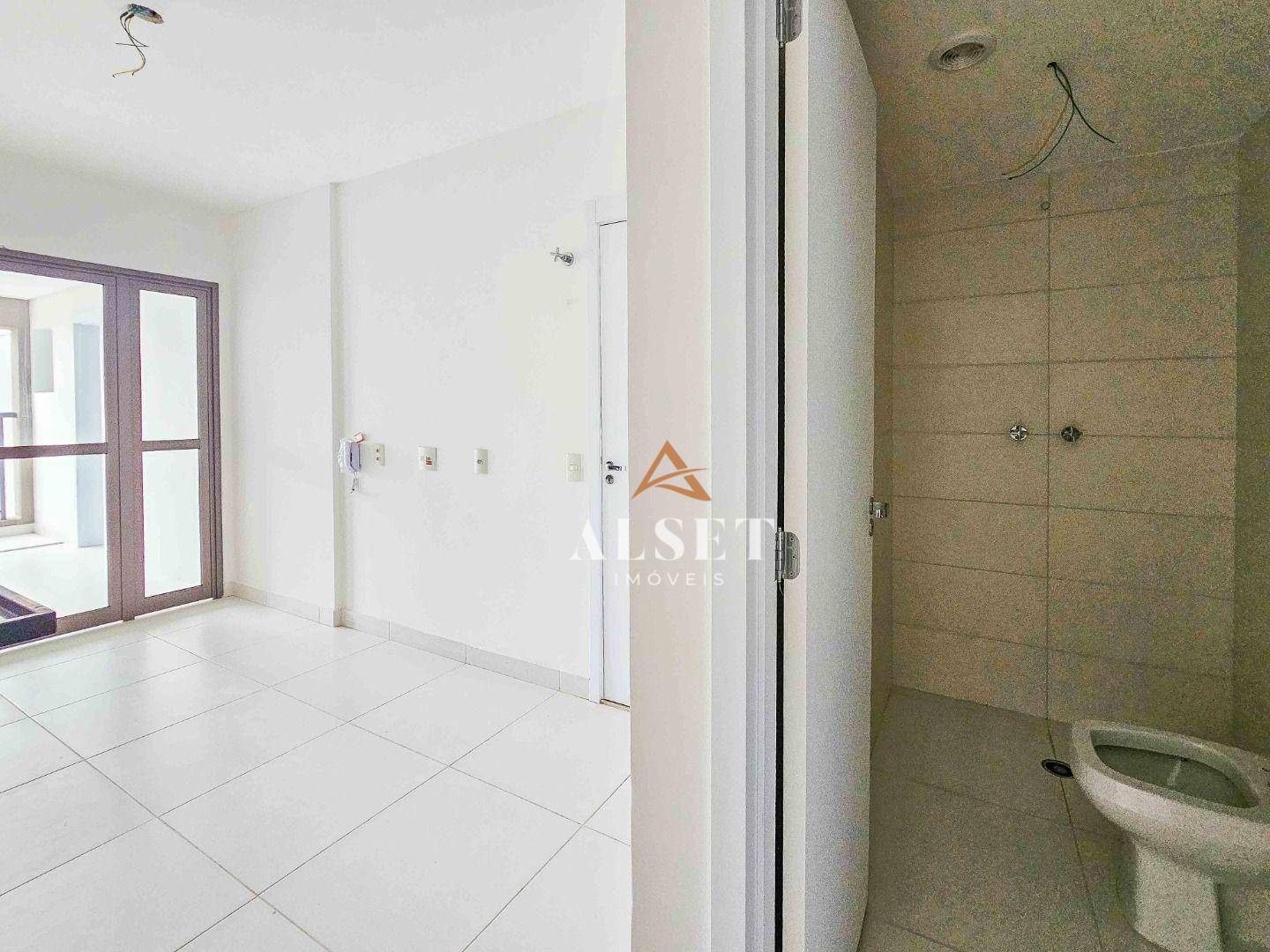 Apartamento à venda com 3 quartos, 159m² - Foto 31