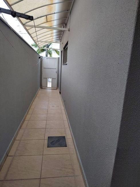 Casa à venda com 3 quartos, 242m² - Foto 16