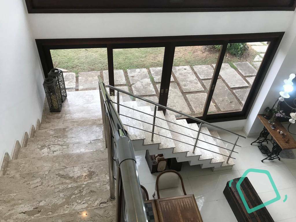 Casa de Condomínio à venda com 4 quartos, 550m² - Foto 13