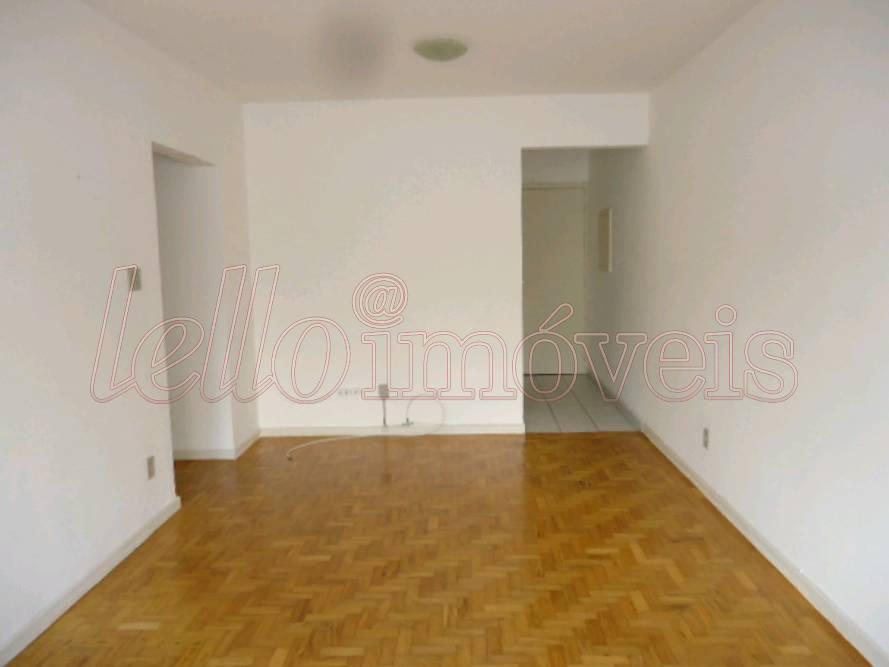 Apartamento para alugar com 2 quartos, 75m² - Foto 2