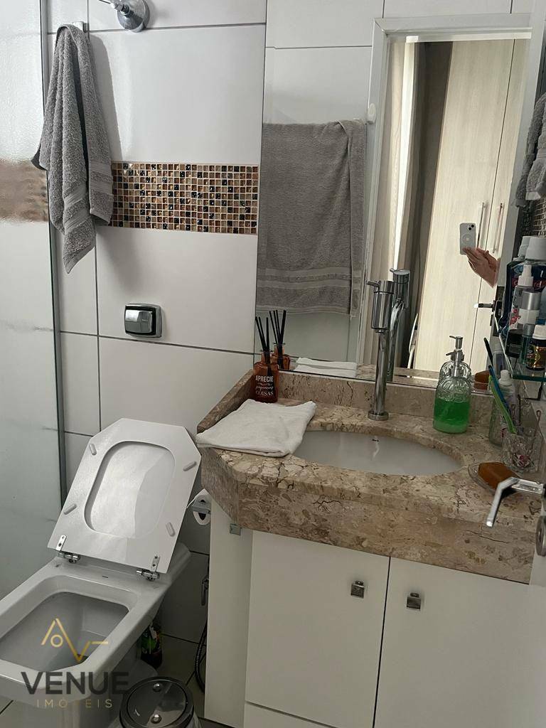 Sobrado à venda com 3 quartos, 240m² - Foto 42