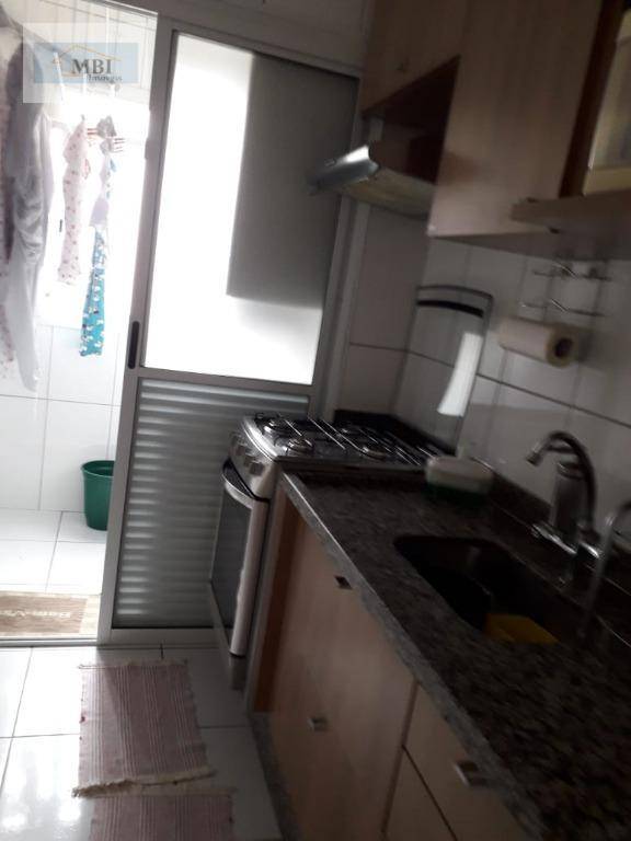 Apartamento à venda com 2 quartos, 60m² - Foto 11