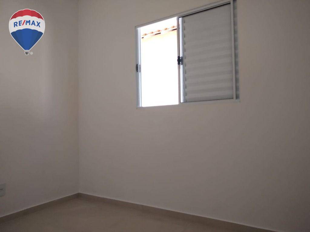 Casa à venda com 2 quartos, 41m² - Foto 6