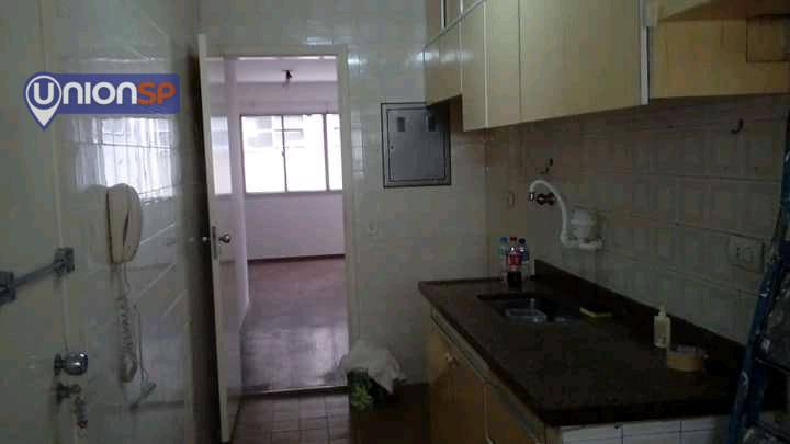 Apartamento à venda com 3 quartos, 80m² - Foto 5