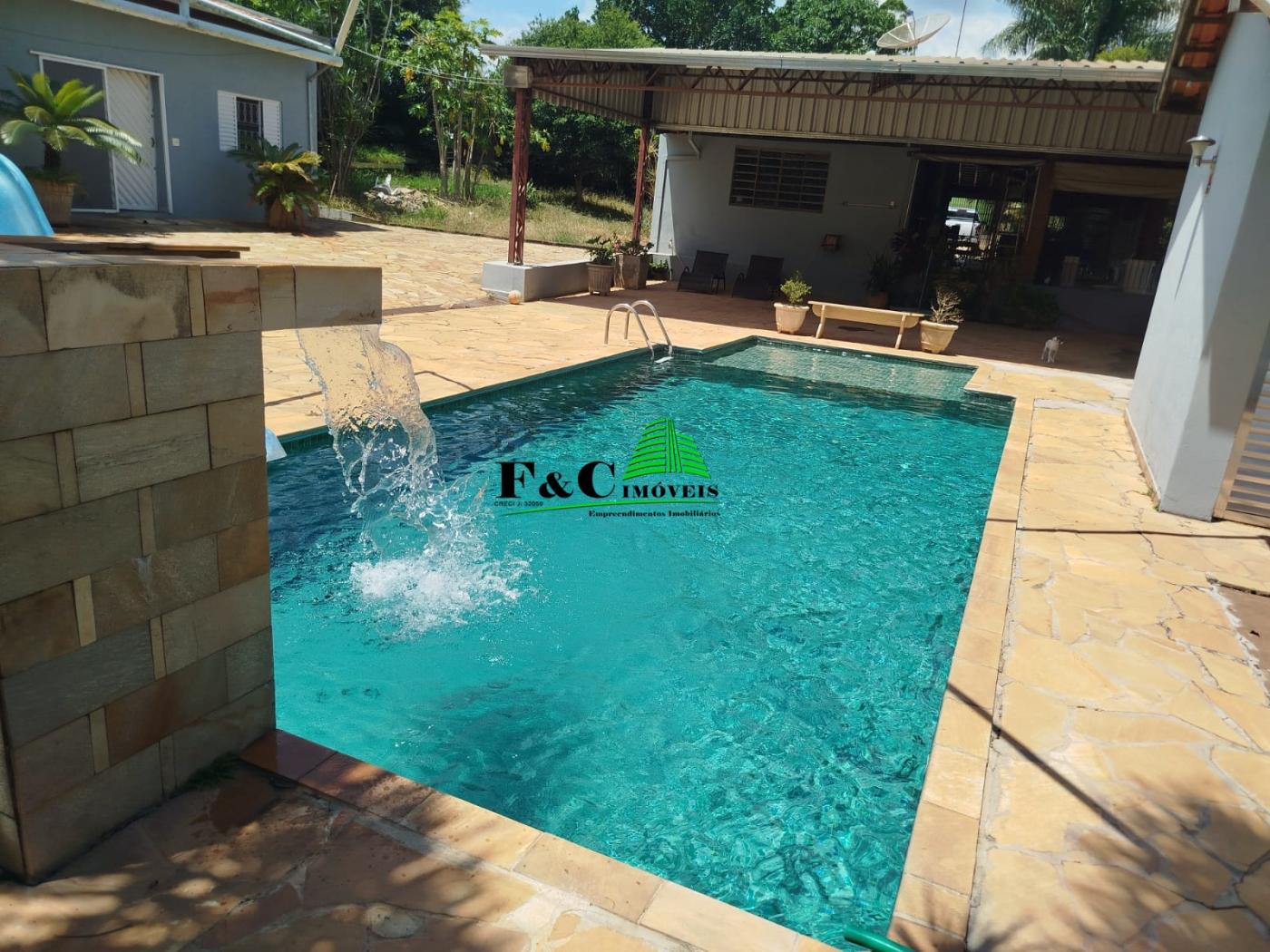 Chácara à venda com 4 quartos, 11200m² - Foto 2