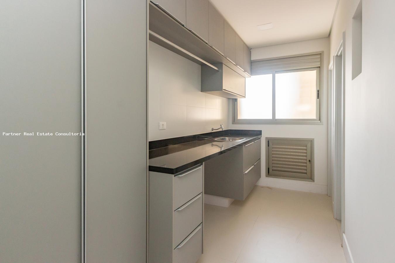 Apartamento à venda com 3 quartos, 186m² - Foto 36