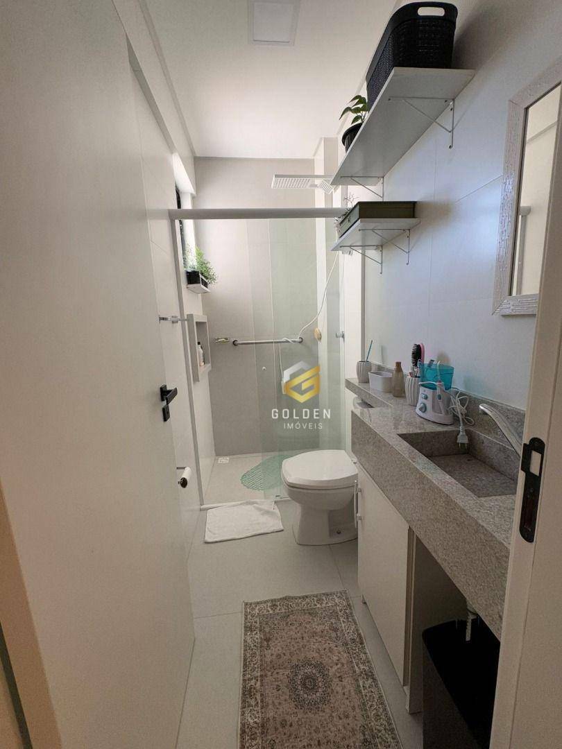 Apartamento à venda com 2 quartos, 75m² - Foto 15