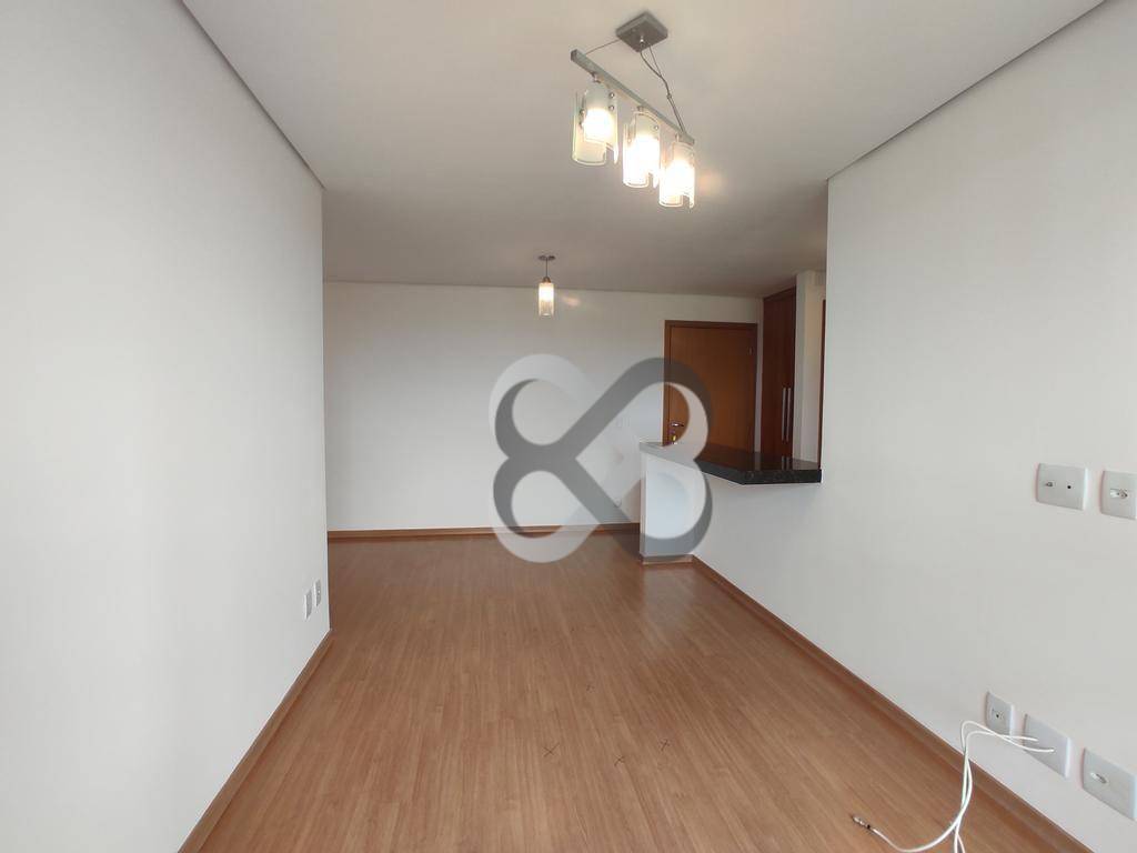 Apartamento para alugar com 3 quartos, 77m² - Foto 10