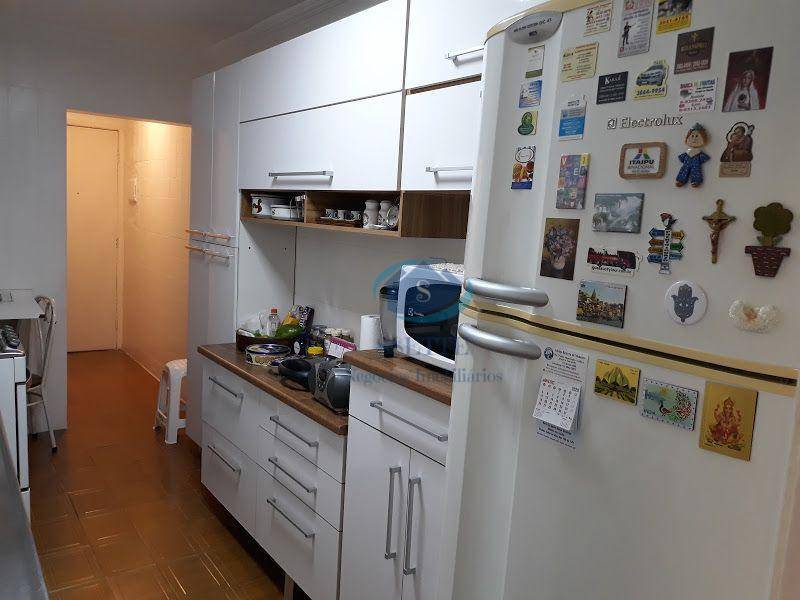 Apartamento à venda com 2 quartos, 72m² - Foto 7