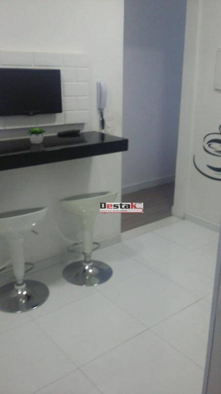 Apartamento à venda com 2 quartos, 59m² - Foto 13